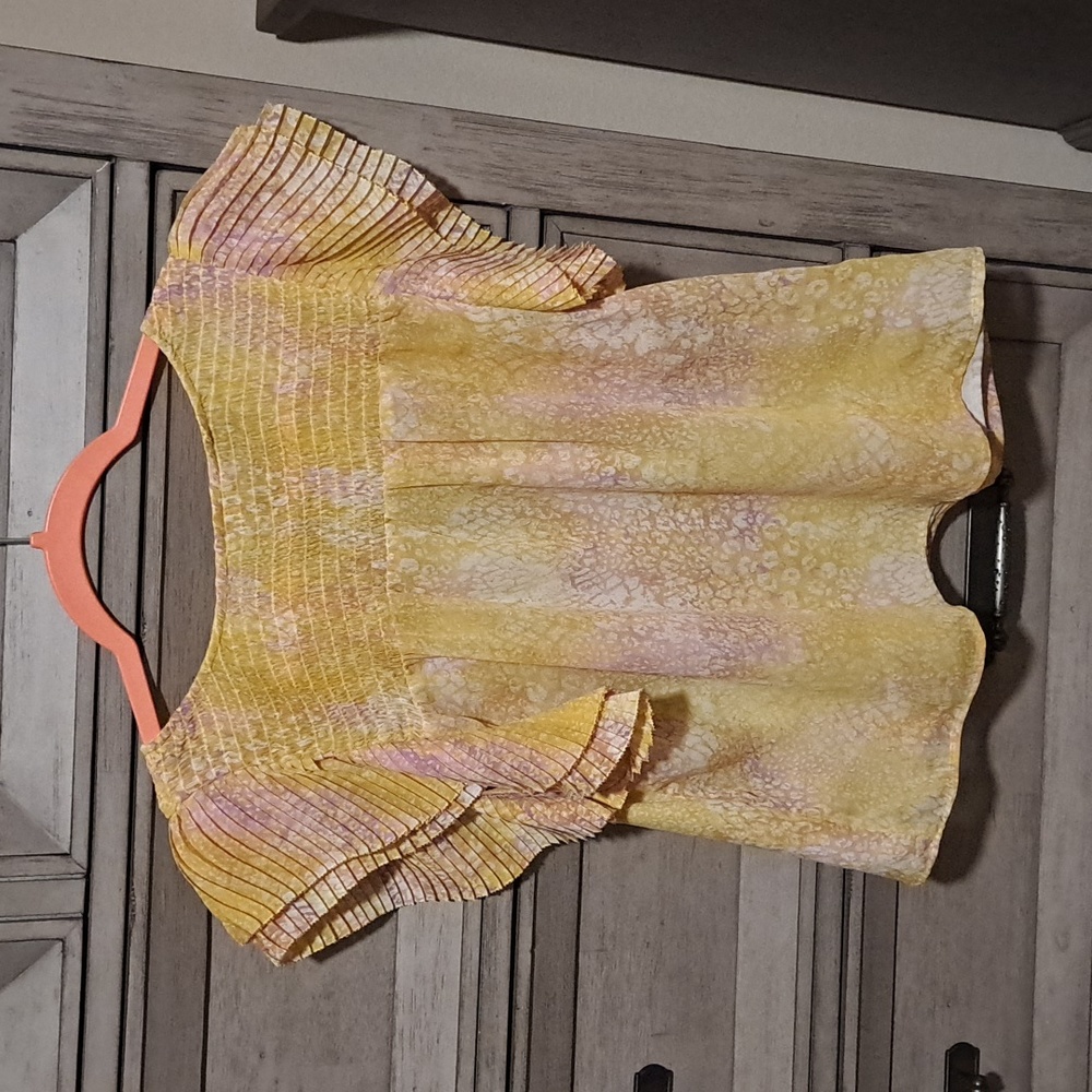 Yellow top - Picture 3 of 3